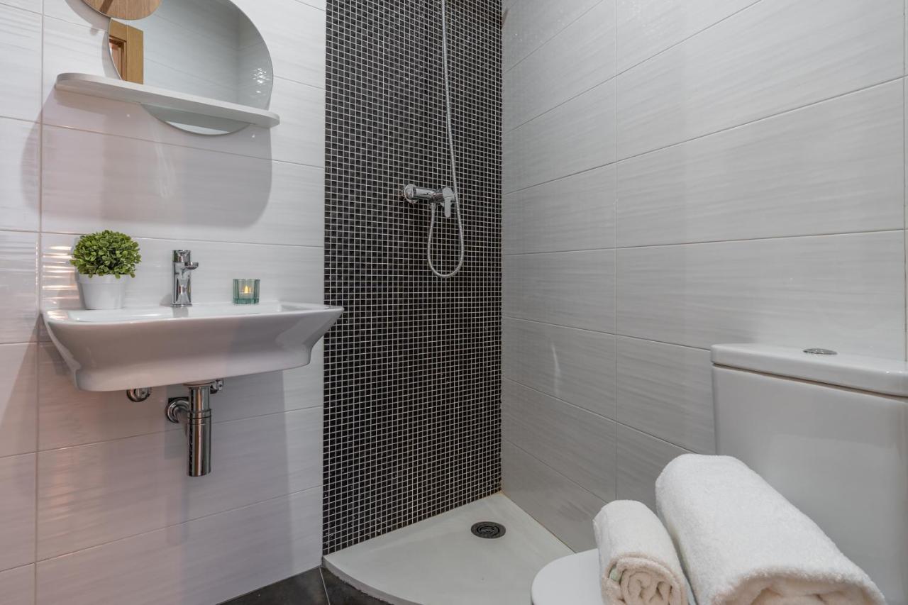 Tuguest Postigo II Catedral Apartment - Free Parking グラナダ エクステリア 写真