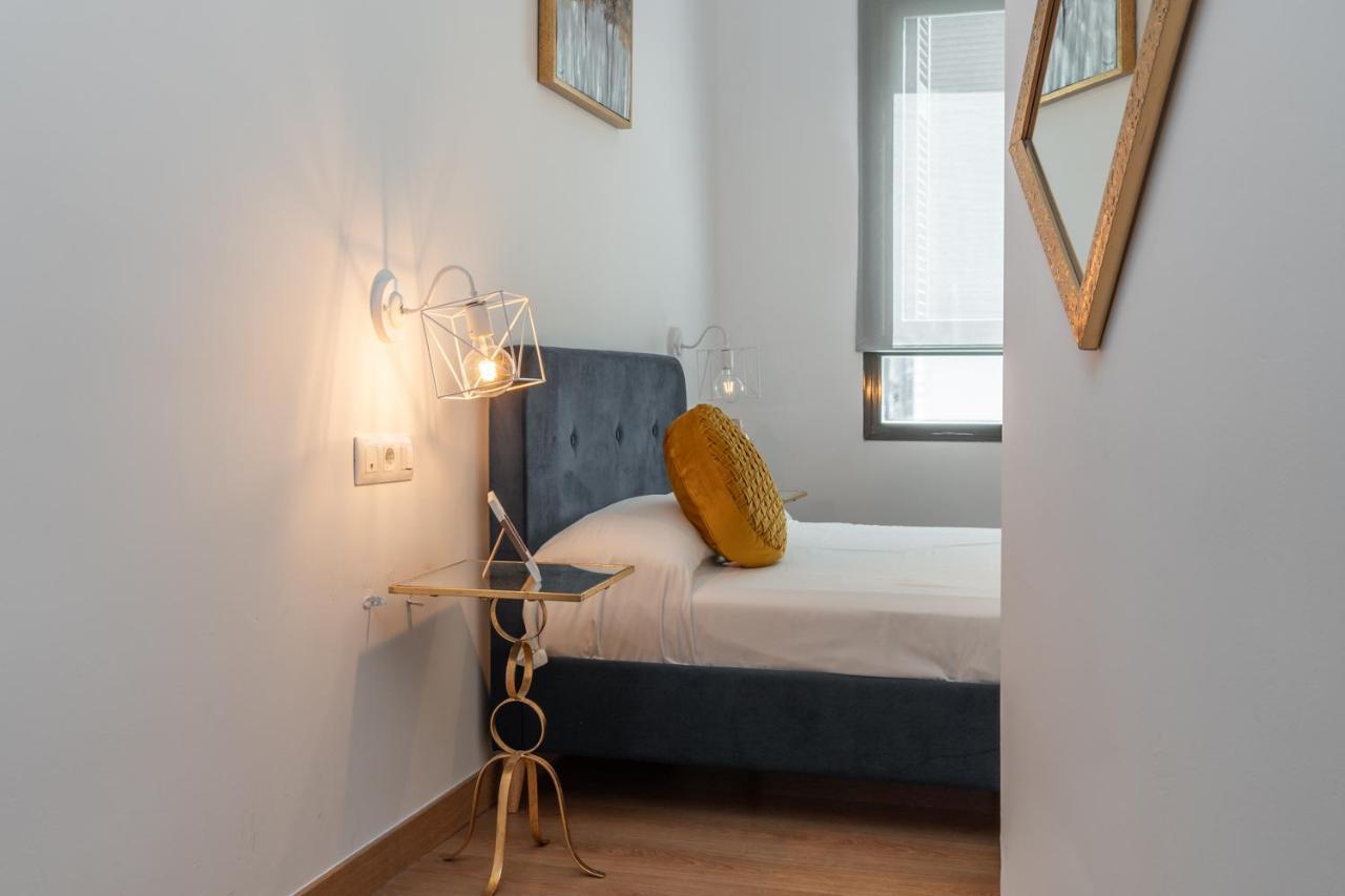 Tuguest Postigo II Catedral Apartment - Free Parking グラナダ エクステリア 写真