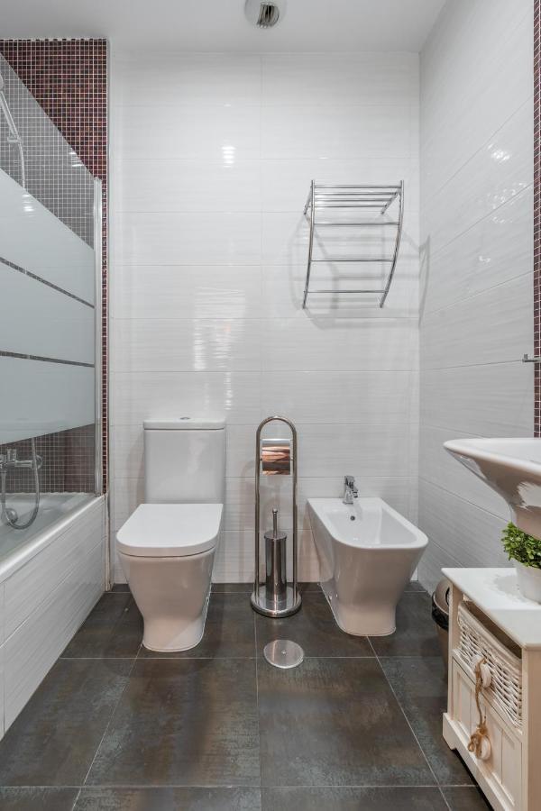 Tuguest Postigo II Catedral Apartment - Free Parking グラナダ エクステリア 写真